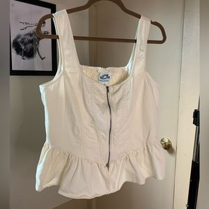 [2/$15 SALE!!] Corset style top 🤍🤍